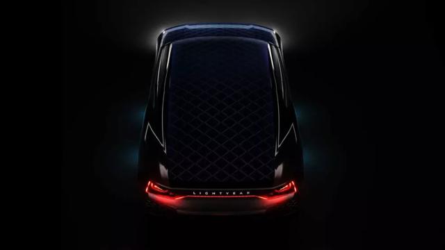 每小时充电增加11km续航，太阳能真的靠谱吗？或明年量产