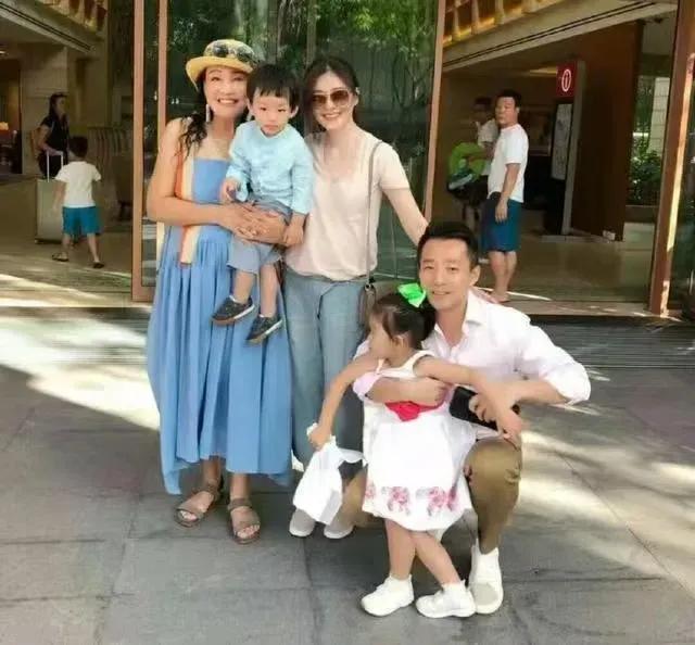 相比于大S新欢一身的腱子肉，汪小菲“暖妻”的10个细节，更实在