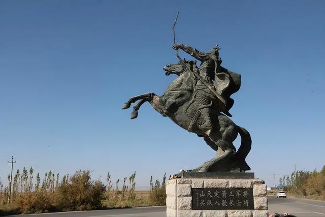 ​白甲战神薛仁贵：战绩犹如神话，却因为两场失败无法比肩李、苏