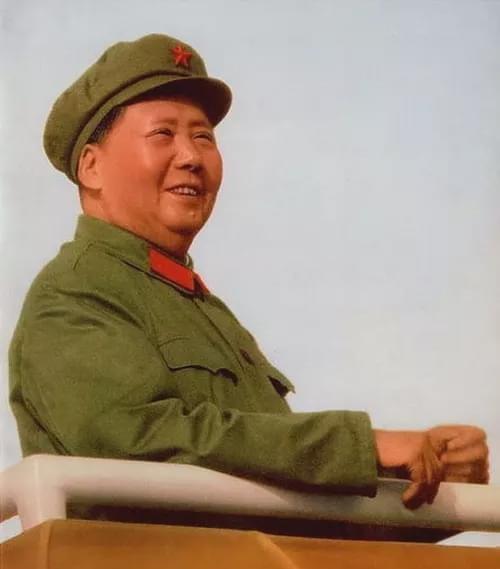 1973年，毛主席突然召集各大军区司令，说：君不见朝歌屠叟辞棘津
