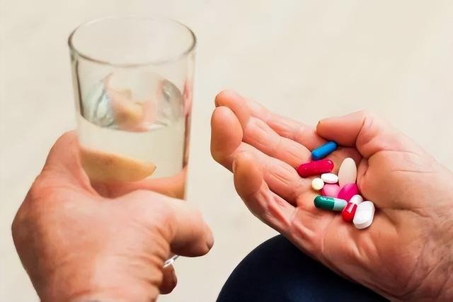 饮酒不过量就没事？医生提醒：这4类人尽量做到“滴酒不沾”