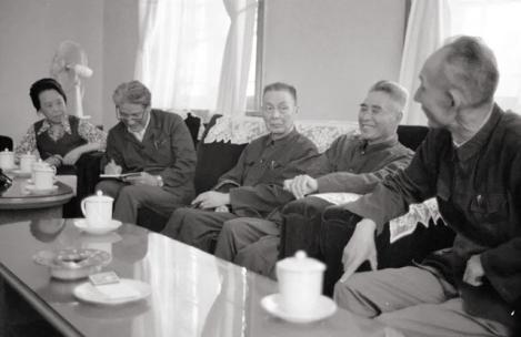 一群国民党败将，在监狱里分析淮海战役失败原因，最终达成了共识