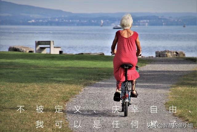 微信文案：我以为长大可以解决所有问题，但长大才是问题的开始；