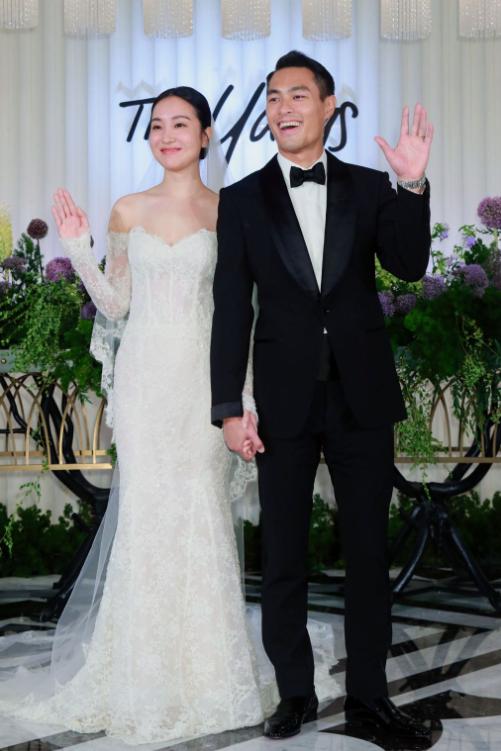 霍建华林心如婚礼礼服(霍如夫妇结婚六周年)(3)