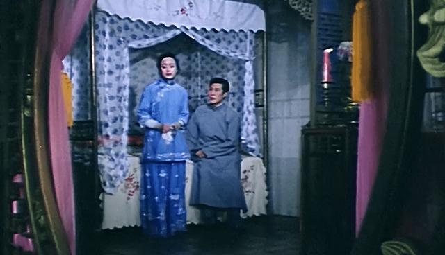 一名沈阳工人的妻子因病去世，世人翻开书信，其身份竟是一代名妓