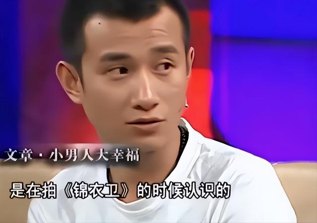 离婚三年，看了马伊俐和他的文章，一个成了默默无闻的演员，一个成了高不可攀。
(图24)