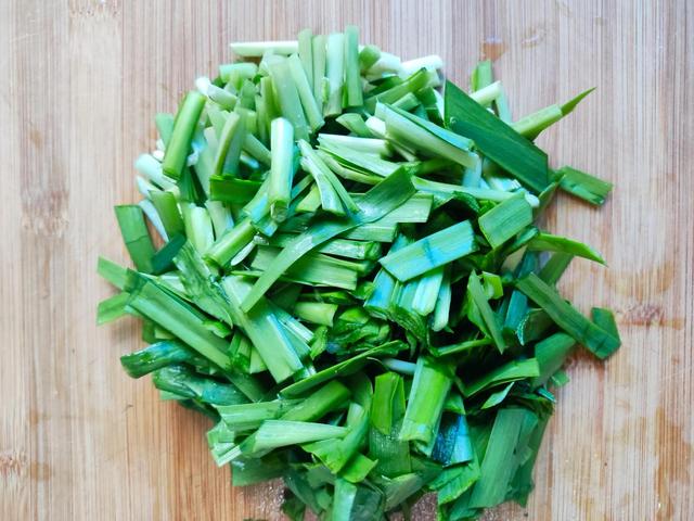 阳春三月，养肝“黄金期”，10食物要多吃，滋阴养肝，越吃越年轻