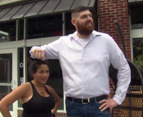 1983年，那个出生就14.5斤，轰动全美的巨婴，如今过得怎么样？