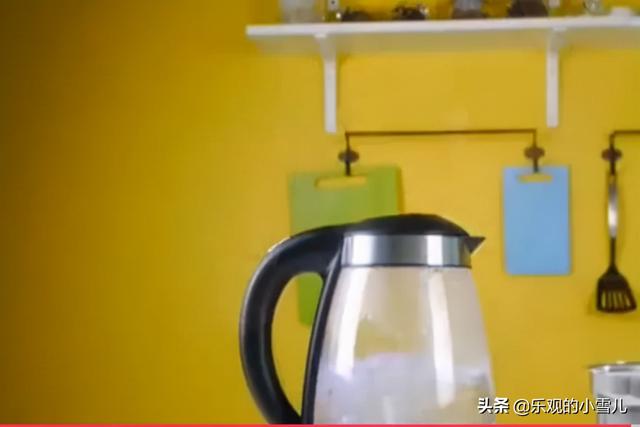 被烧开过的水，二次加热以后，还能够继续喝吗？早知早好