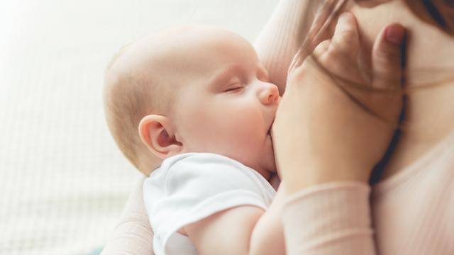 母乳喂养有后遗症？33岁女子查出乳腺结节3类，医生：别大意