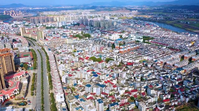 永新县属于哪个市,永新县城有哪些(江西永新:柚丰收 又增收)_犇涌向乾