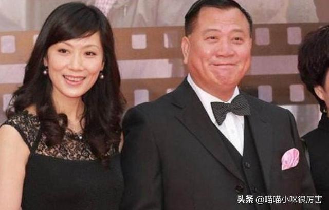 年轻时帅气无双，老了却丑的各具特色，这5位男星，好可惜