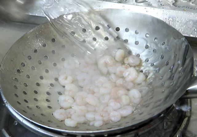 强烈建议中老年人：如果不差钱，常吃6种食物，强过天天吃保健品