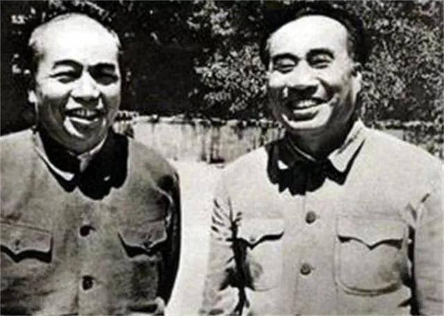 彭德怀临终前，恳请求见朱德一面却未如愿朱德大喊：人都要死了￼