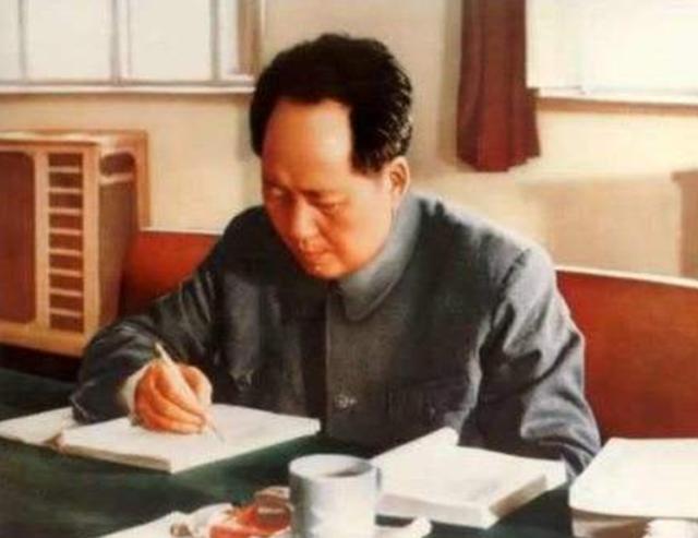 1955年评定军衔，毛泽东：“没有他，我和恩来早没了”，所言何人