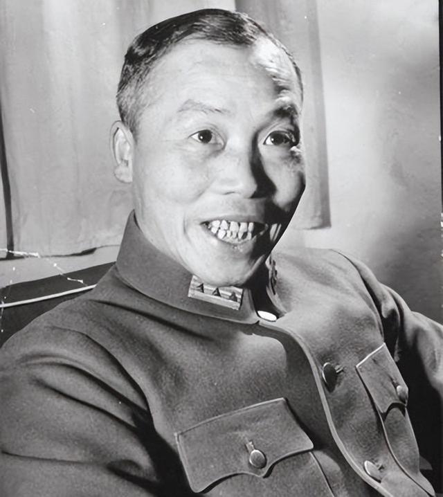 1949年，回家被战士挡在门口，生气的宋庆龄直冲三野司令部