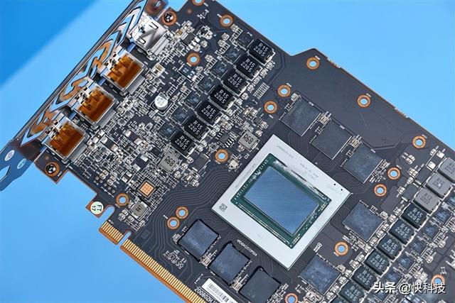 9999元游戏利器！瀚铠RX 6900XT超合金版图赏