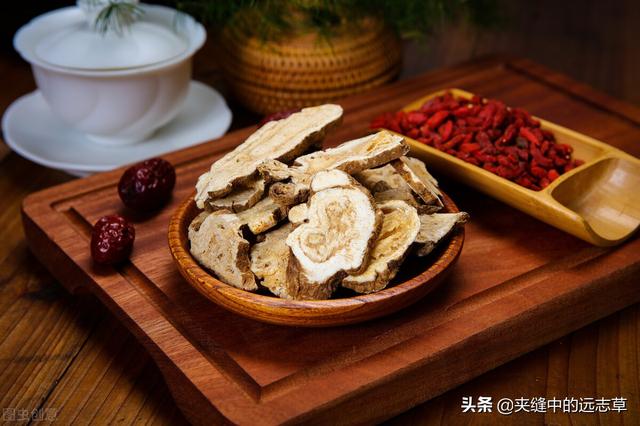 肺开窍于鼻，在液为涕，在志为悲，郁郁寡欢伤的不只是肝，还伤肺