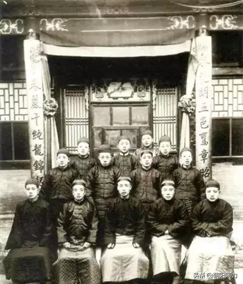 100年多前的老照片，看看那个时期的中国