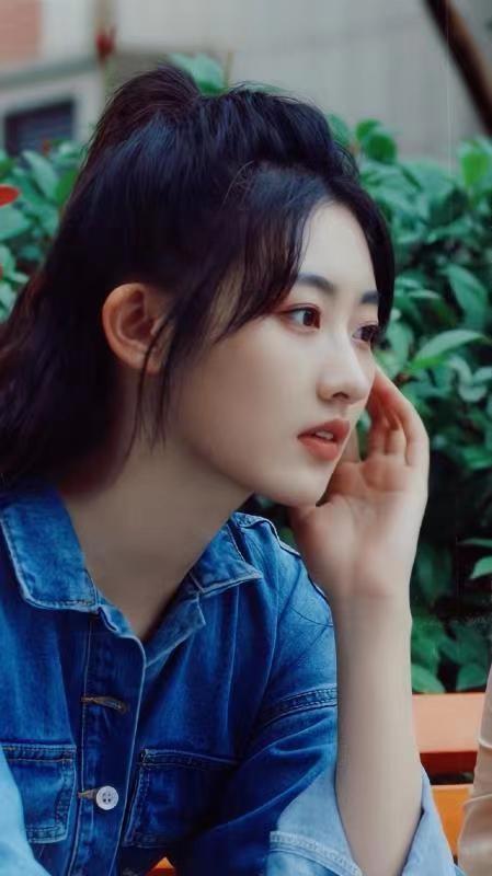 《追爱家族》：杨雨潼简直是颜粉的春天，随便定格都超美
