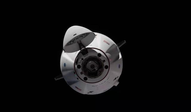 SpaceX货运飞船在佛罗里达州海岸溅落，完成第24次空间站补给任务