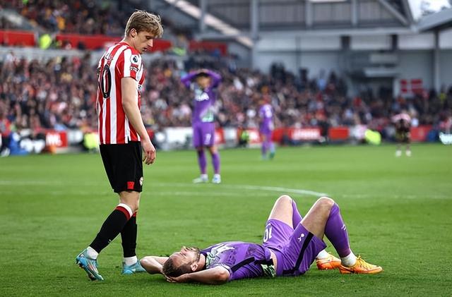 0-0，英超争四头号热门倒下！孙兴慜+凯恩0射正，阿森纳收礼