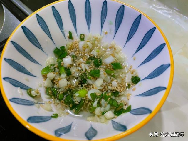 春分后，别忘了吃这种野菜，钙是牛奶4倍，分享2个做法，好吃营养