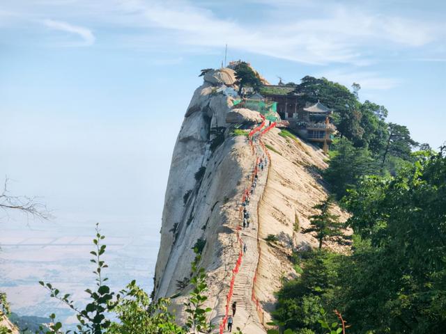 陝西宰客景區成瘾，一桶泡面賣24元，門票嚇退很多人
