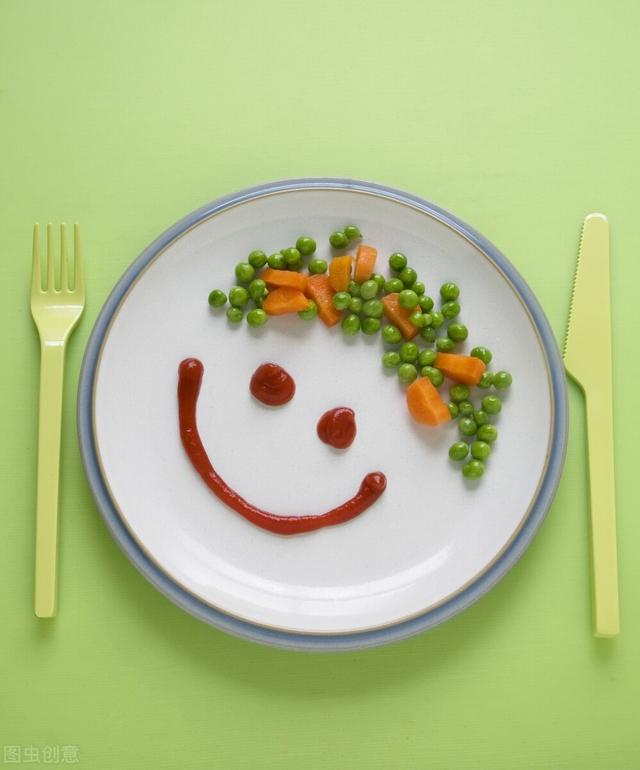 女性长寿的标志：记住这八个字，长寿与你有缘