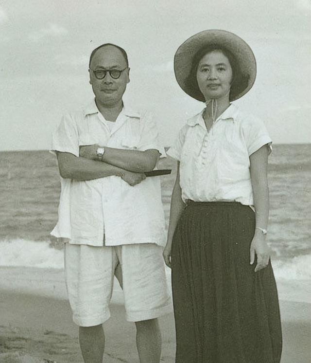 陈毅被妻子锁门外，冲动下提离婚，周恩来找到张茜：给你提个建议