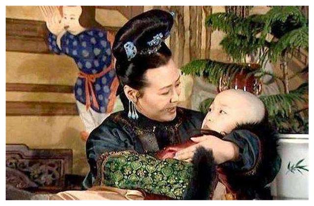 顺治有八个儿子，却让不得宠的庶子玄烨成为了新皇帝，这是为何？