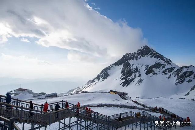 玉龙雪山在哪里怎么玩（玉龙雪山最全旅游攻略）