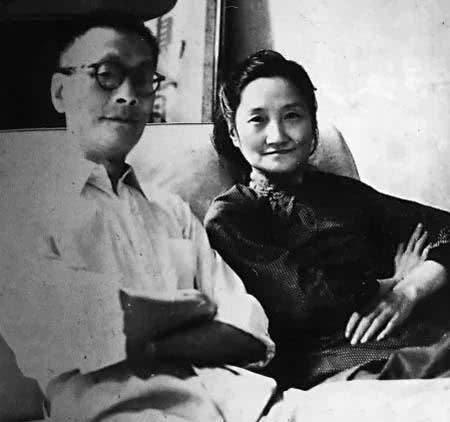 陆小曼死后想与徐志摩合葬，徐积锴用三个理由，让继母无葬身之地
