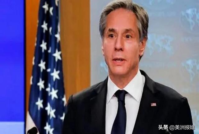 乌克兰炮轰亲俄武装，顿巴斯出现乱葬坑，考验普京的时刻到了