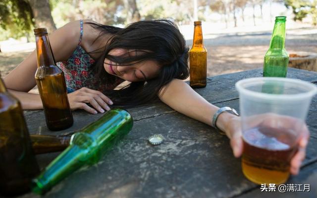 喝酒如何看得出一个人的人品(通过喝酒看清一个人的人品)-锐牛沃德