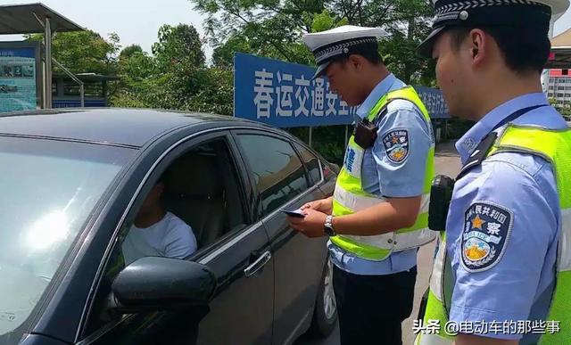 再过2天，驾照将发生“4大”变化，事关每位车主，条条都是好消息