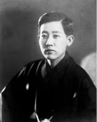 历史上的今天“东方魔女”被枪决｜“东洋谍花”：川岛芳子的一生