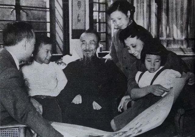 钱学森归国前收到电报：中途切勿下船，50年后才知发报人真实身份