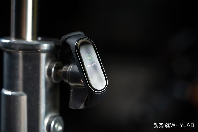七代同堂，看小米手环 7 是否值得入手？