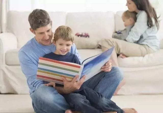 苦熬19年，她把五胞胎拉扯长大，为何却后悔了？