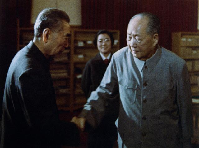 1935年的遵义会议，关键一票改变中国命运，是谁投给了毛主席？