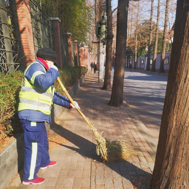 容易感动，你的生活充满朝气，活力，快乐和幸福