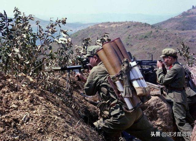 对越作战老兵回忆：踏上战场，看到血肉模糊的尸体，我害怕了