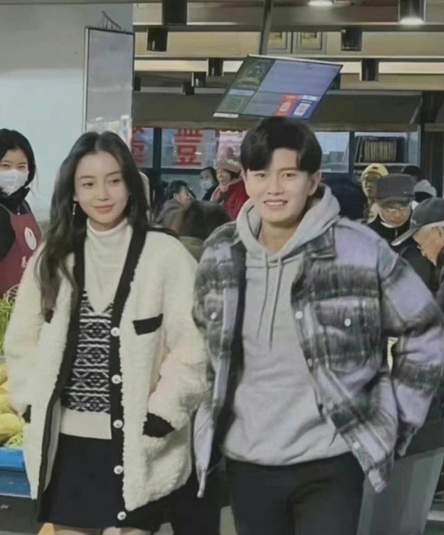 有没有人觉得任嘉伦变帅了(为啥欣赏不开任嘉伦的颜)