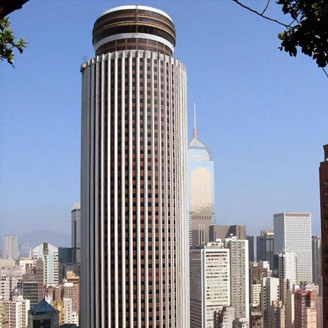 除此之外,"合和中心大楼"在施工过程中还创立了一个记录,那就是"三天