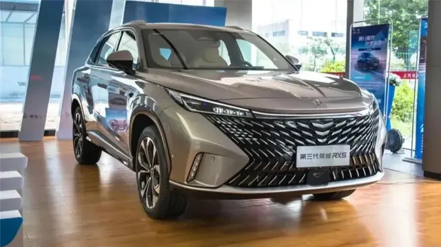 The new third-generation Roewe RX5 has strong power and low fuel ...