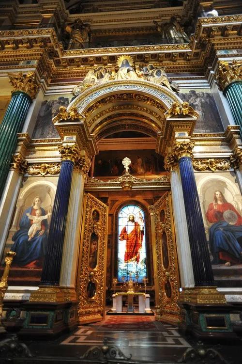 瓦西里升天教堂内部图片