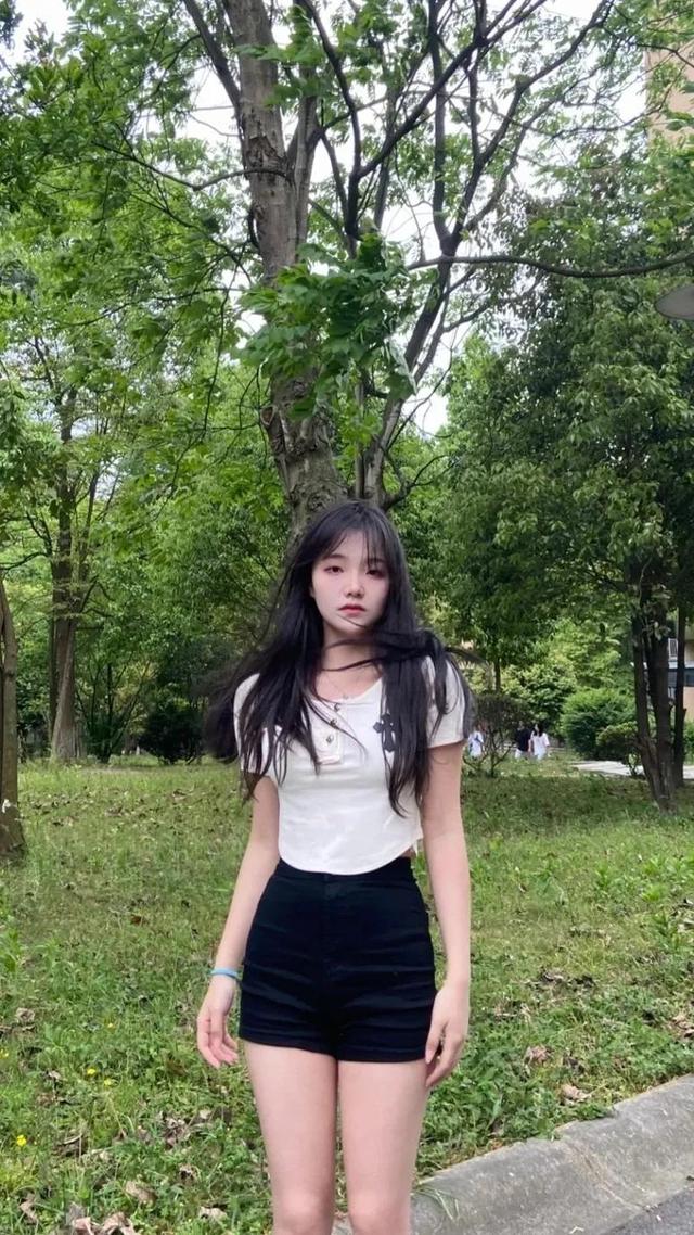 黑暗中找寻光明