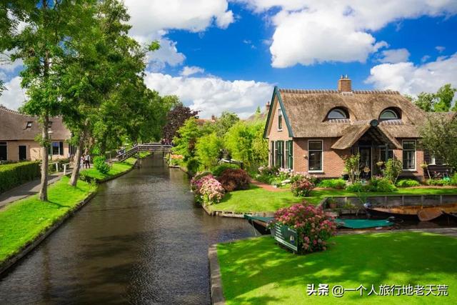 700年不通公路！這個沒有汽車、出門靠坐船的小鎮，想在這裏養老