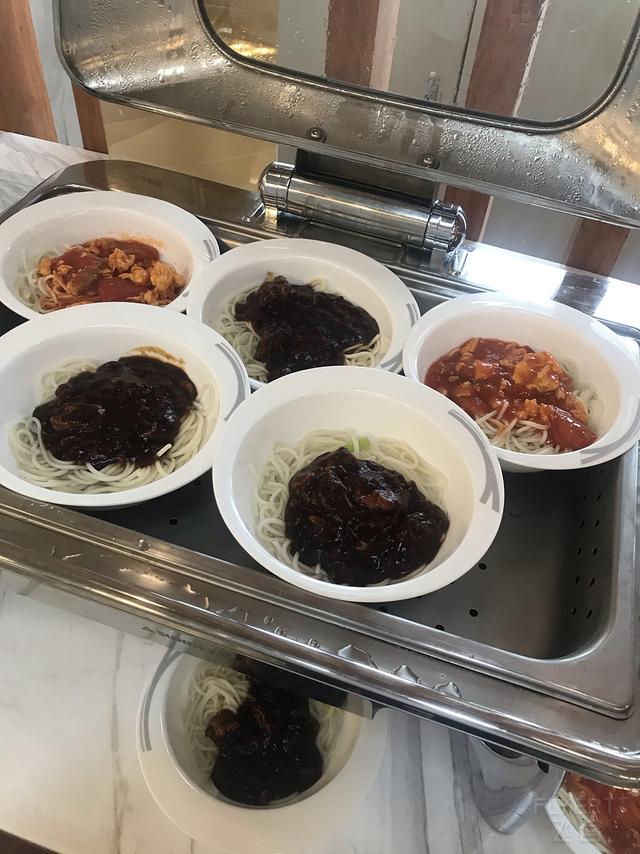 驚喜滿滿！王牌A359墨鏡俠執飛首航，川航還給乘客准備了大禮包